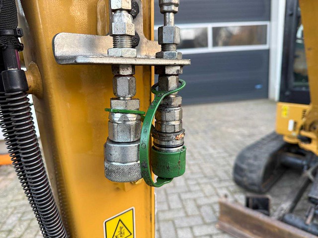 2021 caterpillar 301.8 minigraafmachine - afbeelding 13 van  23