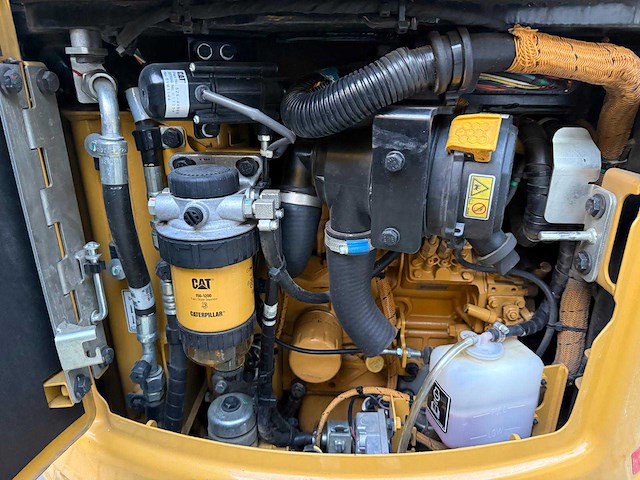 2021 caterpillar 301.8 minigraafmachine - afbeelding 15 van  23