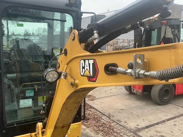 2021 caterpillar 301.8ng minigraafmachine - afbeelding 18 van  36