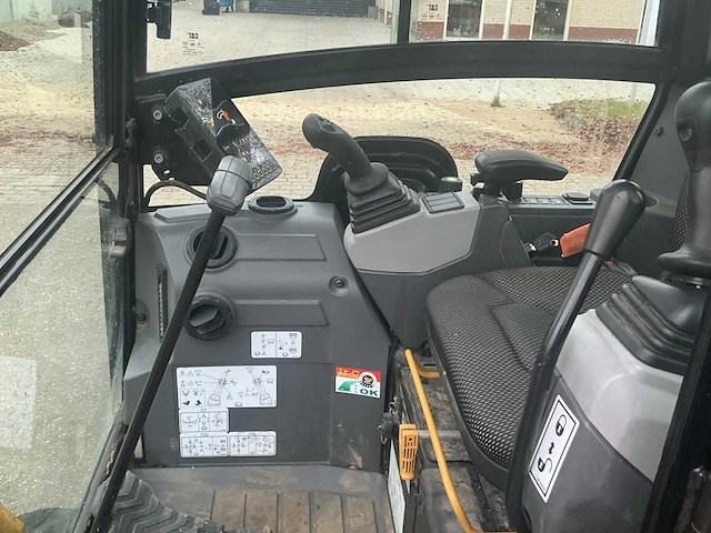 2021 caterpillar 301.8ng minigraafmachine - afbeelding 21 van  36