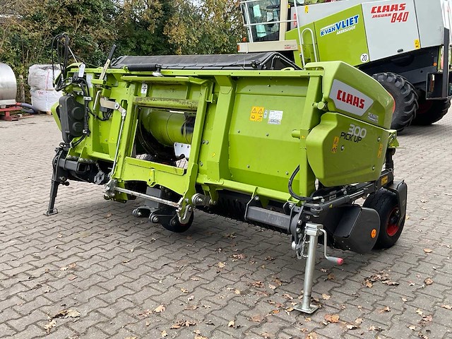 2021 claas 300 gras pick-up - afbeelding 16 van  21