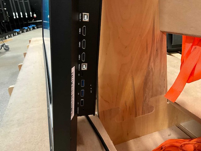 2021 clevertouch impact plus 2 interactive touchscreen 65" - afbeelding 1 van  1