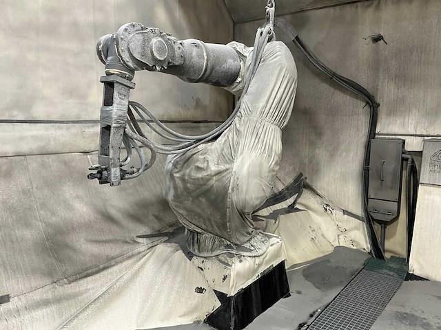 2021 cnc solutions tx200l (u200) spuitrobot - afbeelding 1 van  28