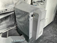 2021 cnc solutions tx200l (u200) spuitrobot - afbeelding 17 van  28