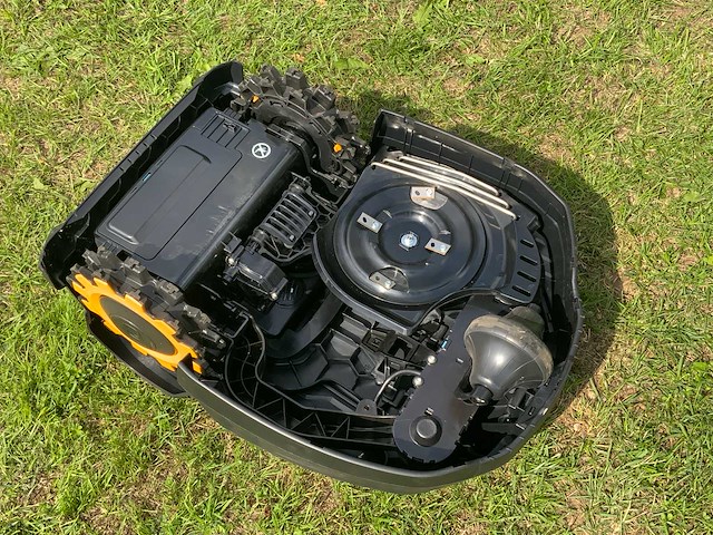 2021 cub cadet robomow xr5 1000 robot grasmaaier - afbeelding 2 van  7