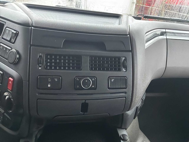 2021 daf xf480ft vrachtwagen 37-brt-1 - afbeelding 13 van  33