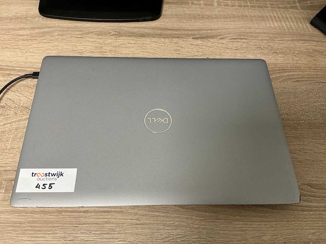 2021 dell latitude 5520 laptop - afbeelding 3 van  4