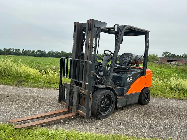 2021 doosan g30p-7 lp vorkheftruck - afbeelding 1 van  22