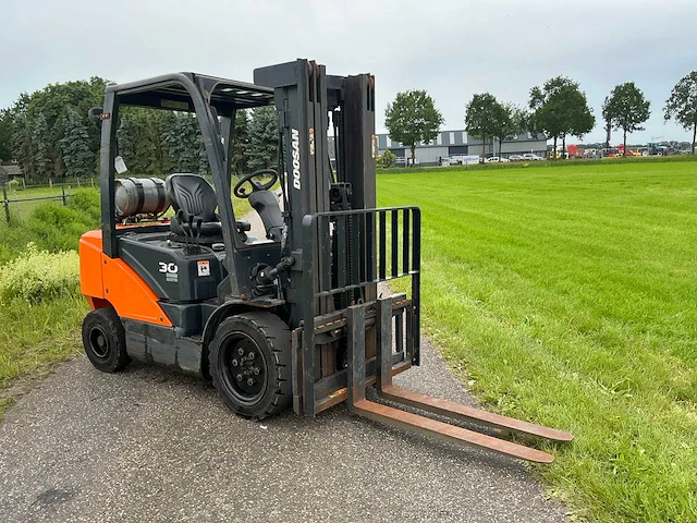 2021 doosan g30p-7 lp vorkheftruck - afbeelding 18 van  22