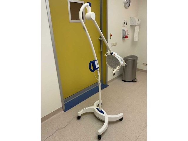 2021 dr mach led 150 operatielamp - afbeelding 4 van  12