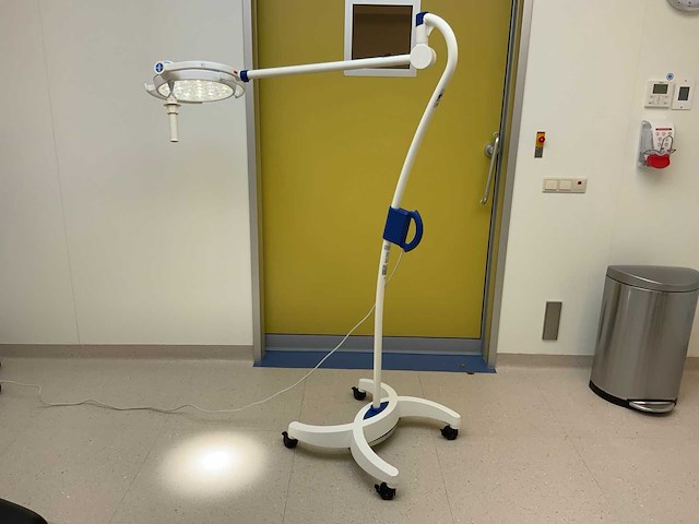 2021 dr mach led 150 operatielamp - afbeelding 11 van  12