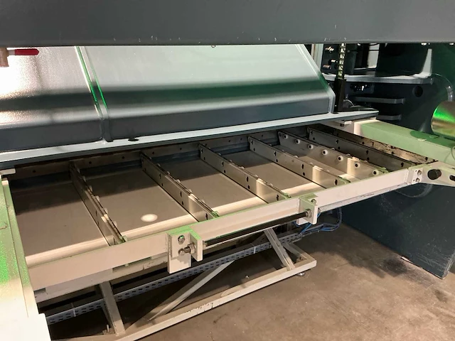 2021 durma vs 4006 cnc-guillotineschaar - afbeelding 2 van  35
