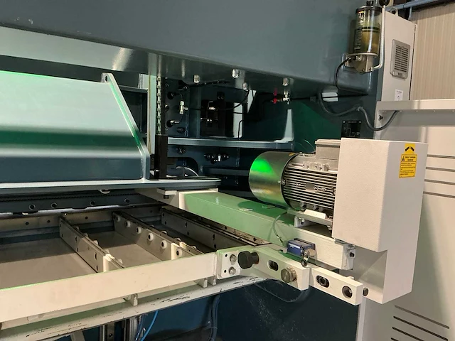 2021 durma vs 4006 cnc-guillotineschaar - afbeelding 3 van  35