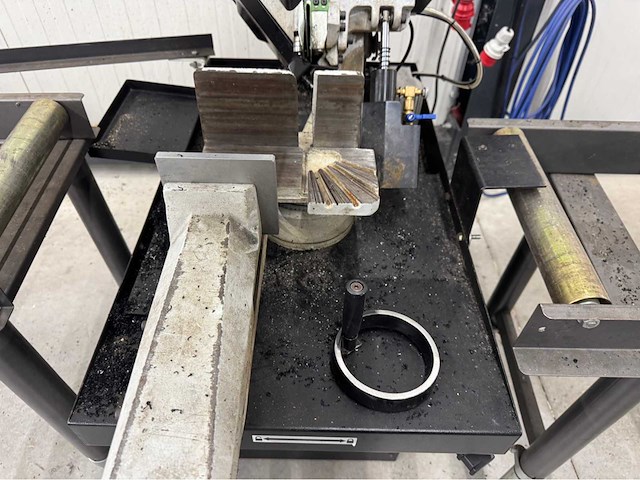 2021 eggenberg horizontale bandzaagmachine - afbeelding 7 van  11