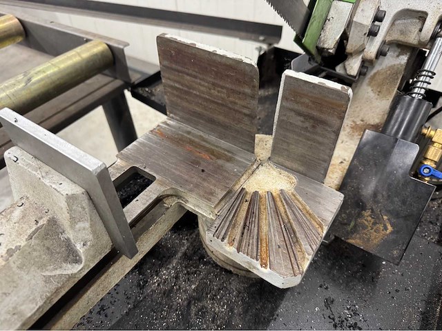 2021 eggenberg horizontale bandzaagmachine - afbeelding 5 van  11