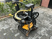 2021 engcon ec219 draaikantelstuk - afbeelding 5 van  7