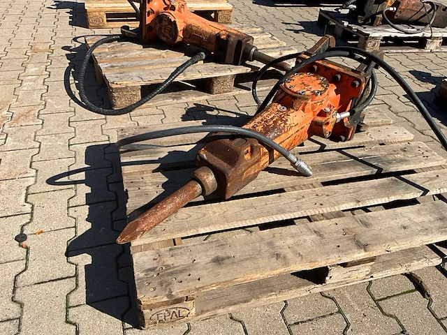 2021 epiroc sb 152 hydraulische breekhamer - afbeelding 3 van  8
