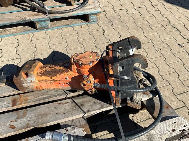 2021 epiroc sb152 hydraulische breekhamer - afbeelding 3 van  8