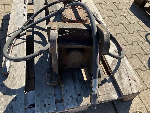 2021 epiroc sb152 hydraulische breekhamer - afbeelding 4 van  7