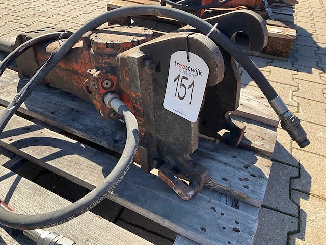 2021 epiroc sb152 hydraulische breekhamer - afbeelding 5 van  7