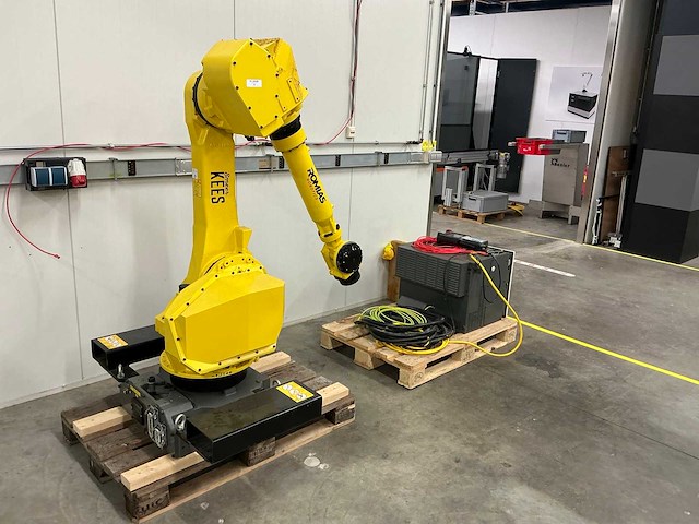 2021 fanuc system r-30ib-plus industriële robot - afbeelding 1 van  14