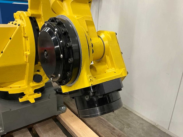 2021 fanuc system r-30ib-plus industriële robot - afbeelding 9 van  14