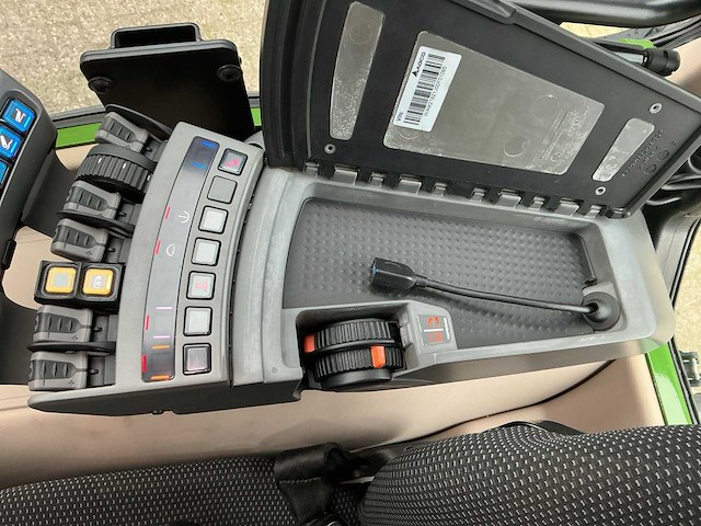 2021 fendt 210v vario profi smalspoor- en compacttractor - afbeelding 16 van  26