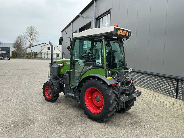 2021 fendt 210v vario profi smalspoor- en compacttractor - afbeelding 24 van  26