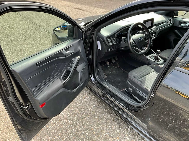 2021 ford focus wagon 1.0 st line ecoboost hybrid personenauto r-001-ts - afbeelding 10 van  43