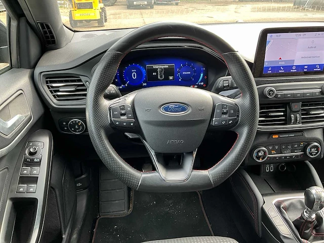 2021 ford focus wagon 1.0 st line ecoboost hybrid personenauto r-001-ts - afbeelding 16 van  43