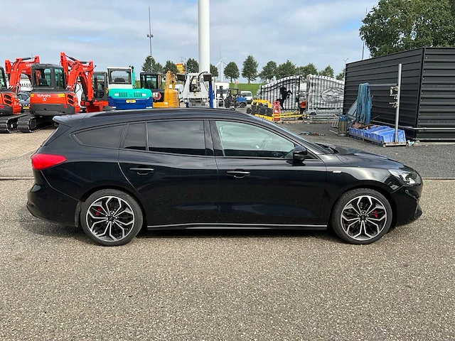 2021 ford focus wagon 1.0 st line ecoboost hybrid personenauto r-001-ts - afbeelding 40 van  43
