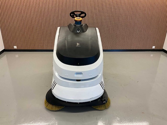 2021 gausium sweeper 111 zelfrijdende veegmachine robot - afbeelding 10 van  17