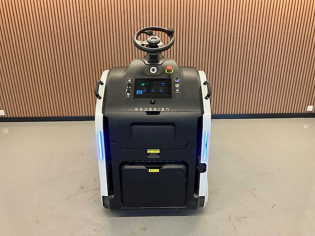 2021 gausium sweeper 111 zelfrijdende veegmachine robot - afbeelding 12 van  17
