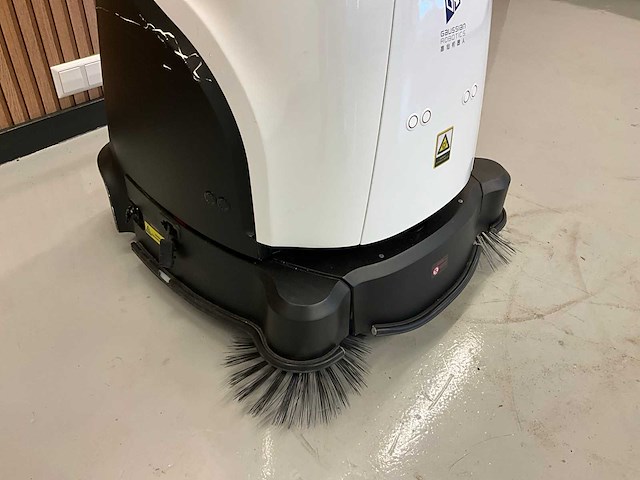 2021 gausium vacuüm 40 vloerreinigingsrobot - afbeelding 13 van  15