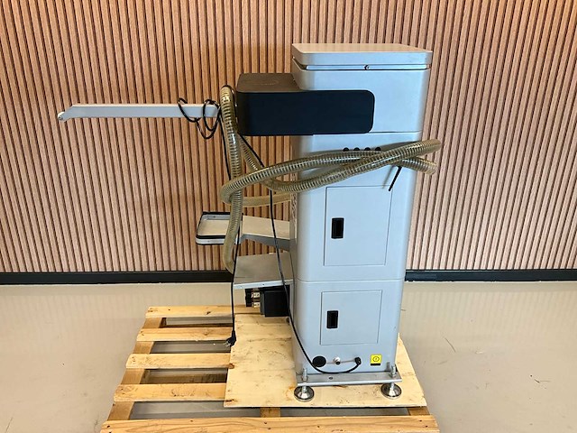 2021 gausium ws-02 laadstation - afbeelding 7 van  11