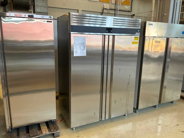 2021 ggmgastro tf1400nd vriezer - afbeelding 1 van  9