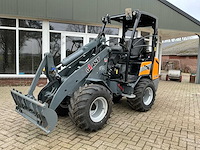 2021 giant g2500hd shovel