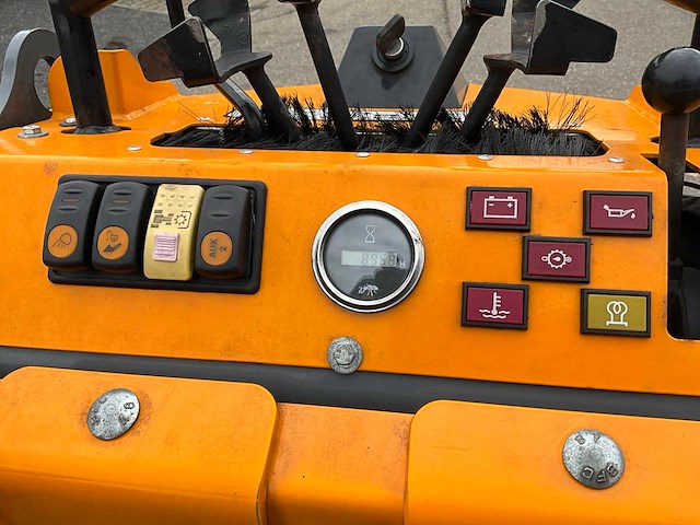 2021 giant sk252 schranklader - afbeelding 17 van  28