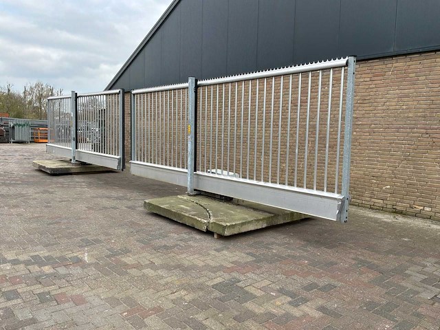 2021 hw productie aluminium schuifpoort 10.00m doorgang - afbeelding 8 van  13