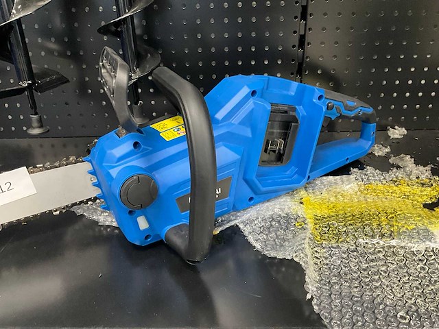 2021 hyundai 56187 accu kettingzaag - afbeelding 2 van  5