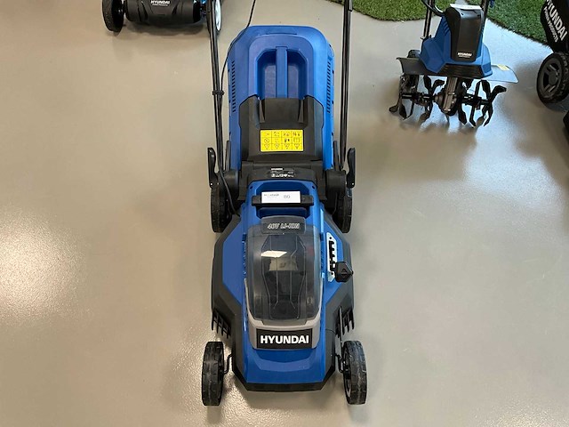 2021 hyundai 56189 grasmaaier op accu - afbeelding 2 van  6