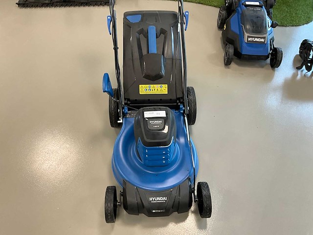 2021 hyundai 57056 grasmaaier - afbeelding 2 van  6