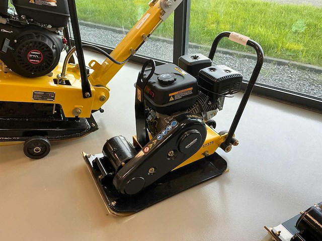 2021 hyundai cnp90c trilplaat - afbeelding 1 van  5