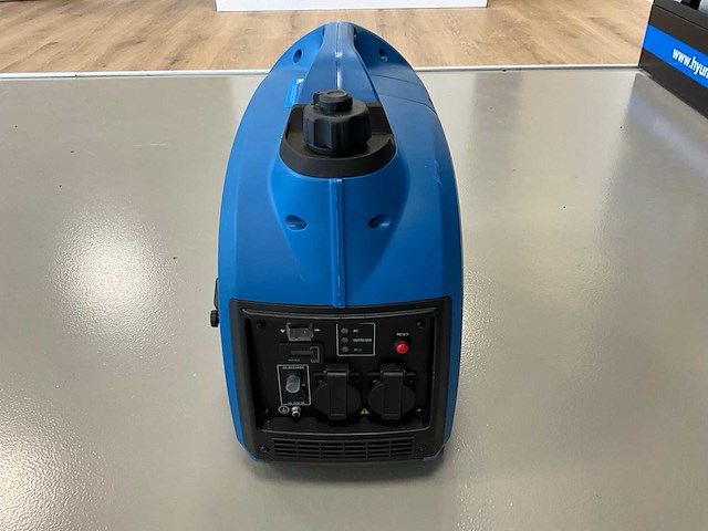 2021 hyundai hy2000i generator inverter - 2.0kw - afbeelding 2 van  6