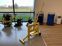 2021 hyundai stenenknipper - afbeelding 1 van  6