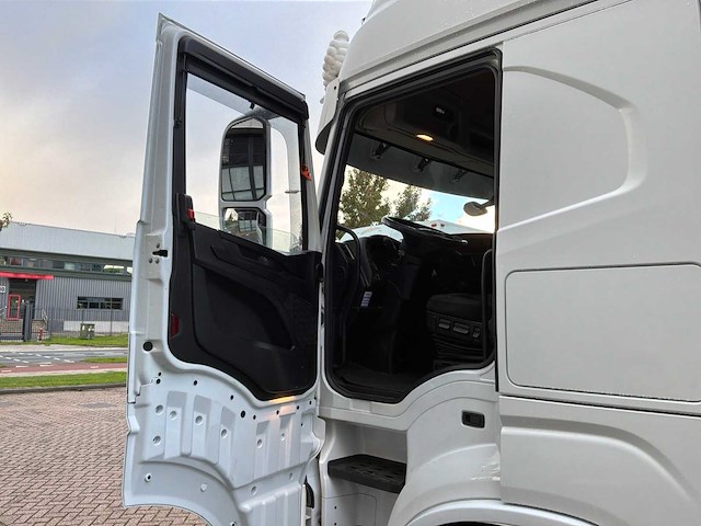 2021 iveco s-way p570 opleggertrekker (33-brn-9) - afbeelding 6 van  36