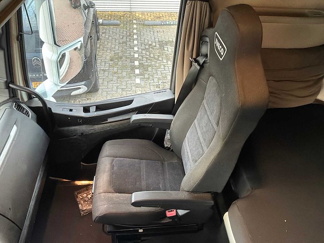 2021 iveco s-way p570 opleggertrekker (33-brn-9) - afbeelding 16 van  36