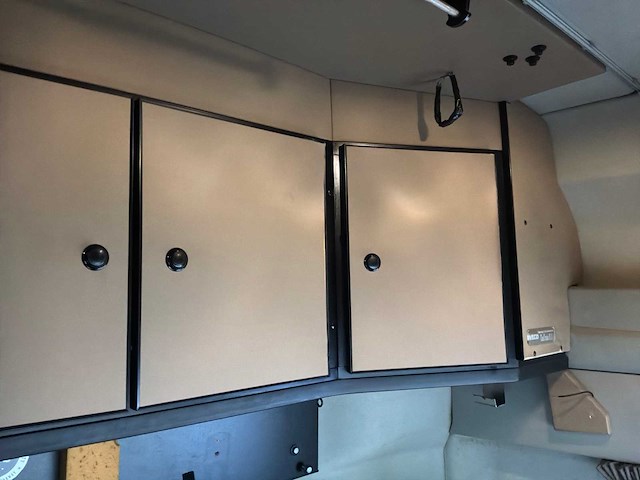 2021 iveco s-way p570 opleggertrekker (33-brn-9) - afbeelding 18 van  36