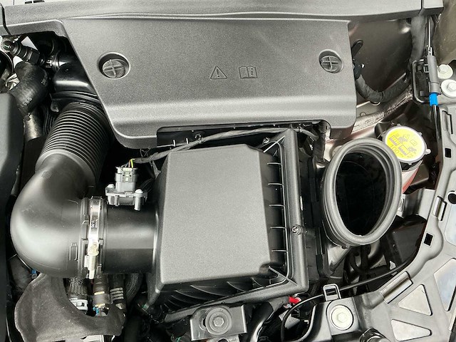 2021 jaguar e-pace phev personenauto - afbeelding 16 van  50