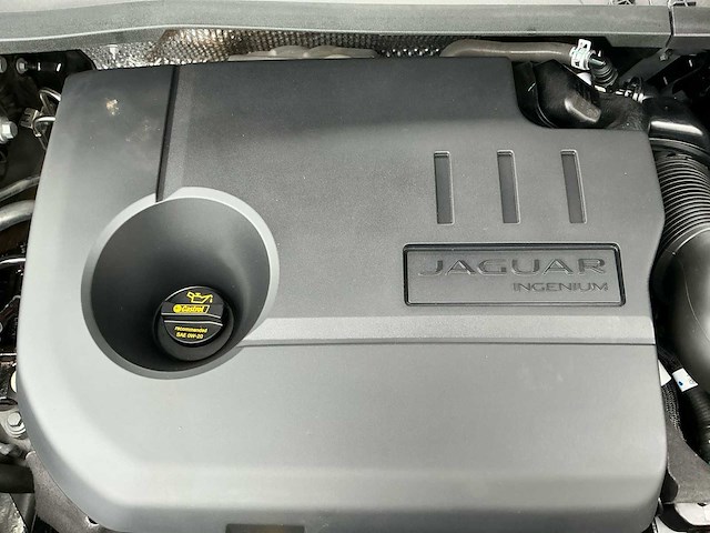2021 jaguar e-pace phev personenauto - afbeelding 15 van  51
